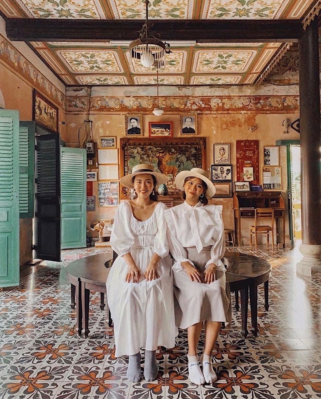 nha co mien Tay anh 1