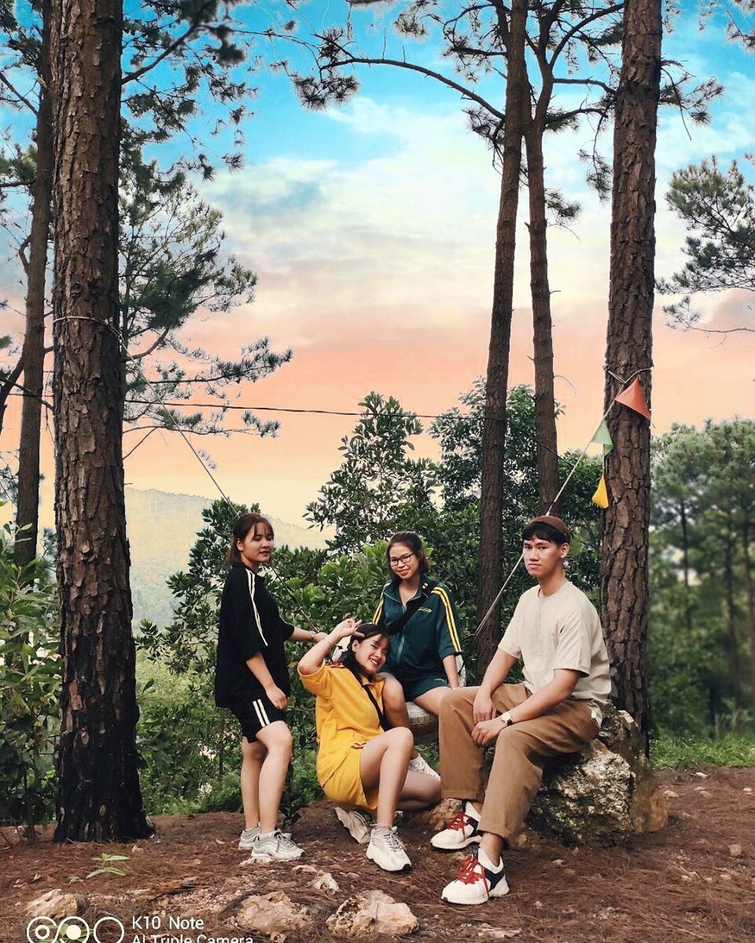 Cam trai gan Ha Noi anh 8