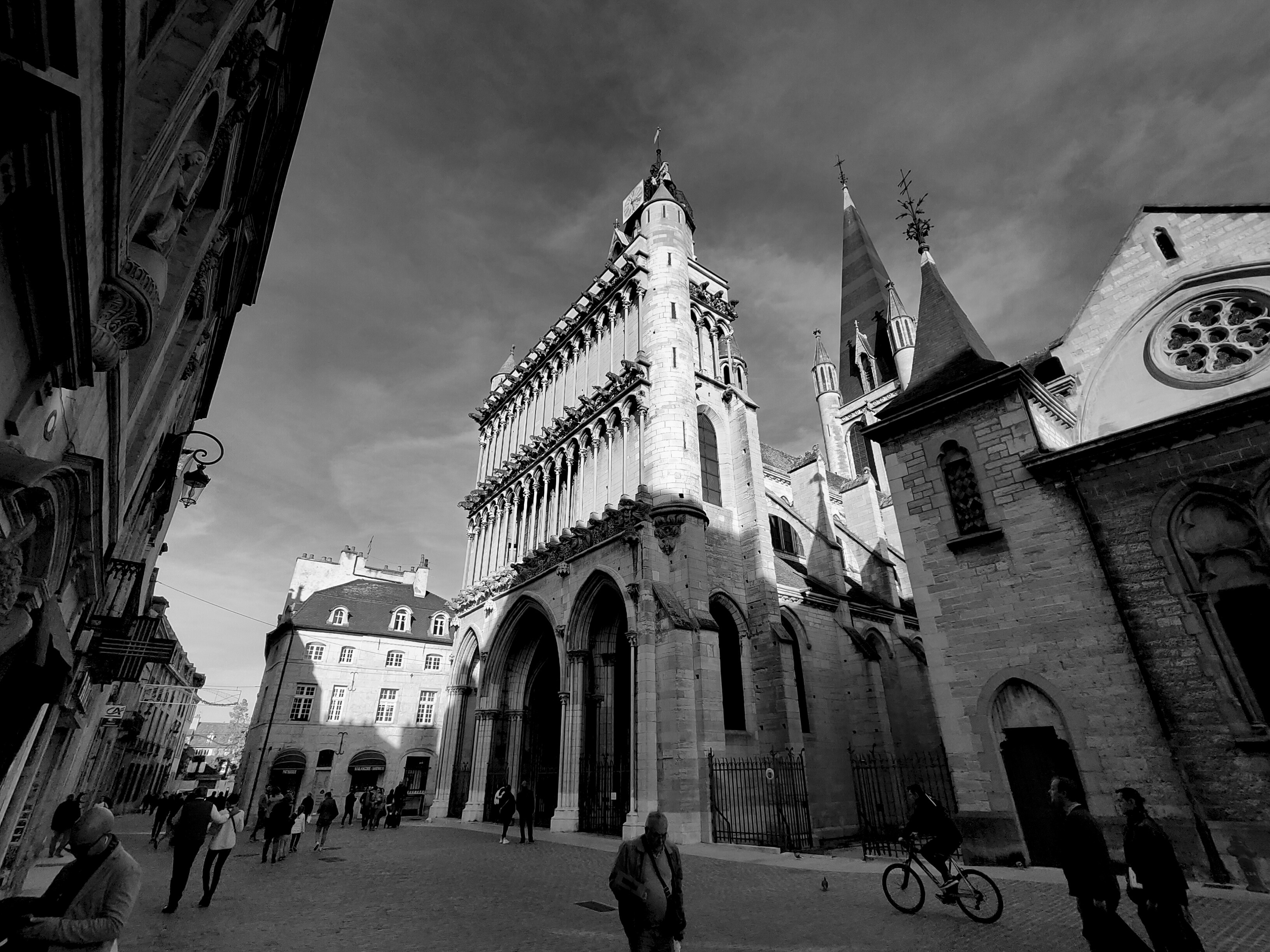 da chieu sang tao anh 24