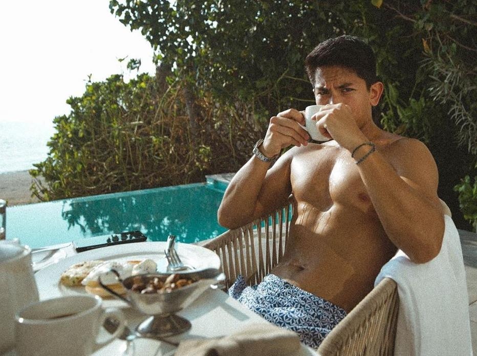 Nhung chuyen du lich dat tien cua hoang tu Brunei hinh anh