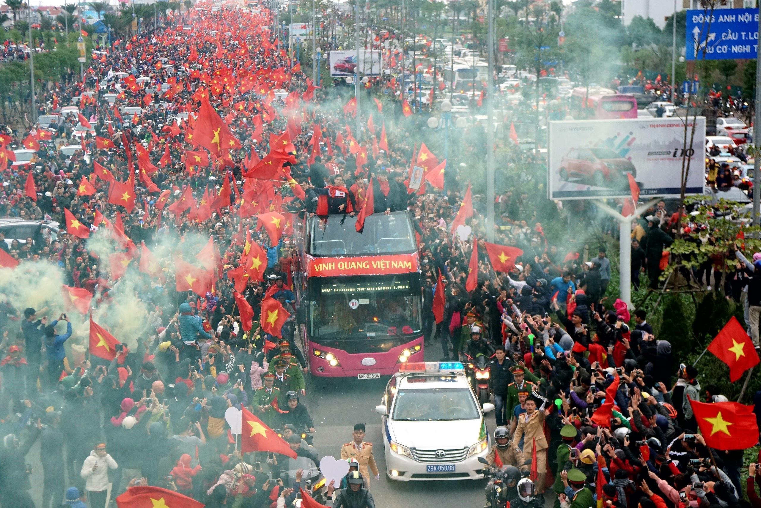 Cach don nha vo dich cua co dong vien bong da tren the gioi hinh anh