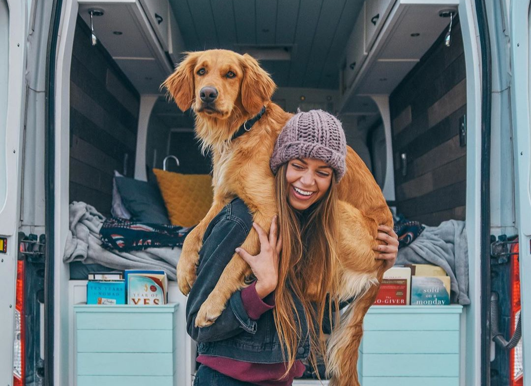 9X chia tay ban trai, bo viec di khap nuoc My cung cho cung hinh anh