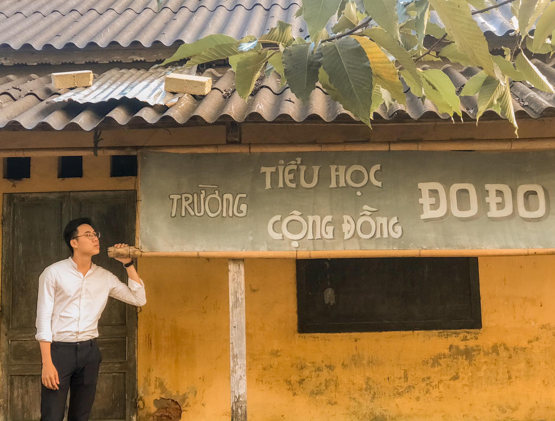 Check-in cac dia diem trong phim 'Mat biec' ngoai doi thuc hinh anh