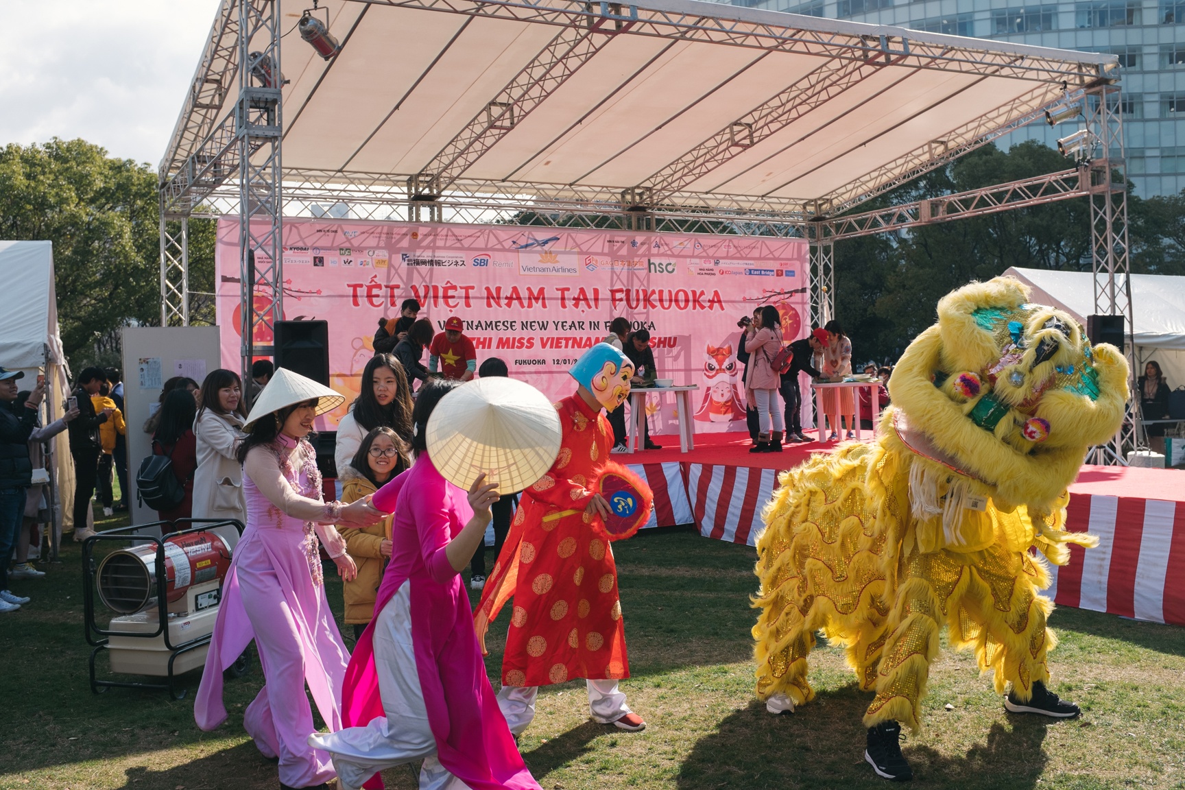 Tet nguoi Viet o Nhat anh 5