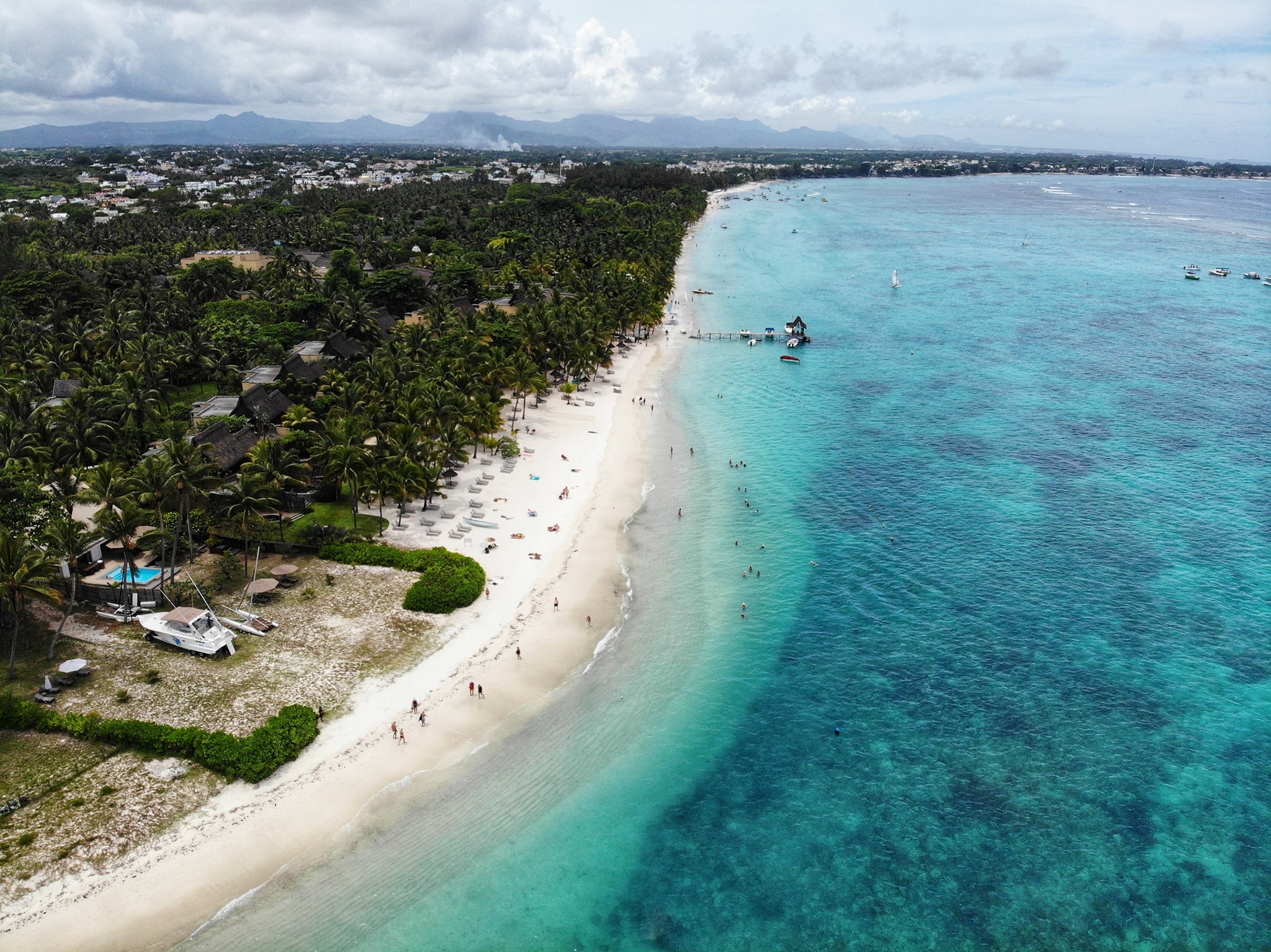 Ve dep nguyen so cua quoc dao ngoai khoi An Do Duong hinh anh