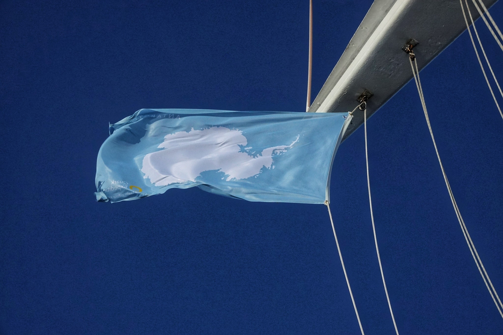 luc dia thu 7 anh 27