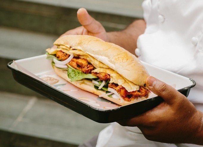 Nhung tiem banh mi Viet noi tieng the gioi hinh anh