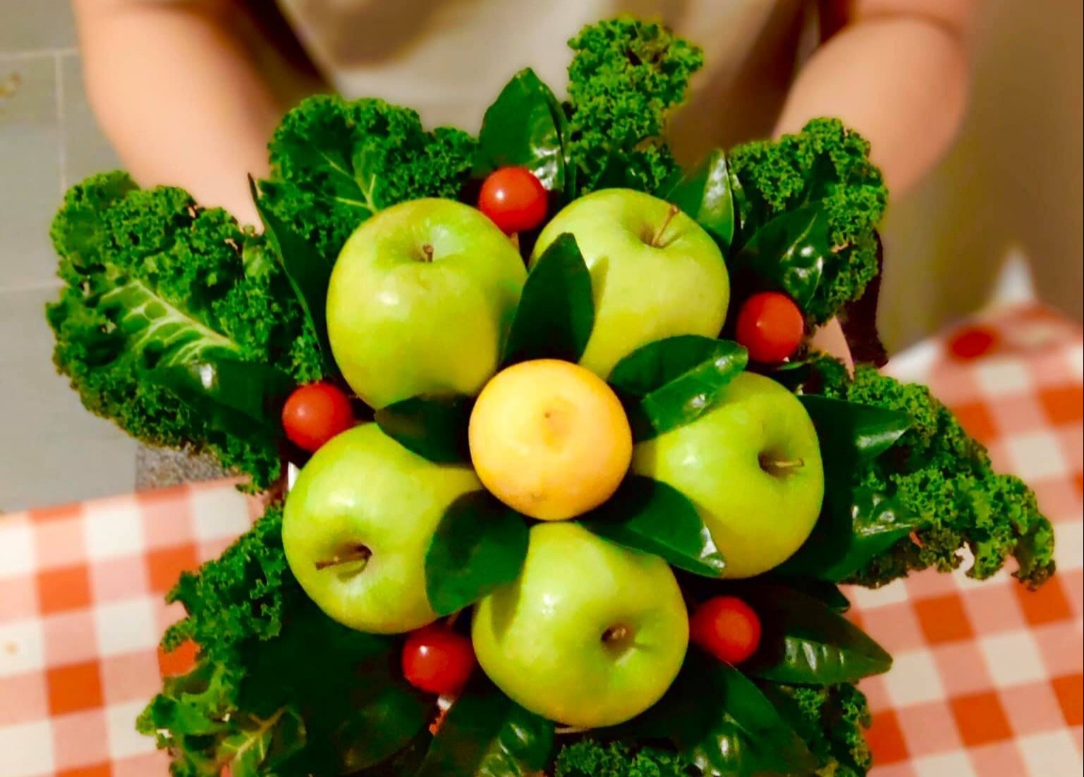 Dan mang chia se bo hoa lam tu rau cu qua dip 8/3 hinh anh