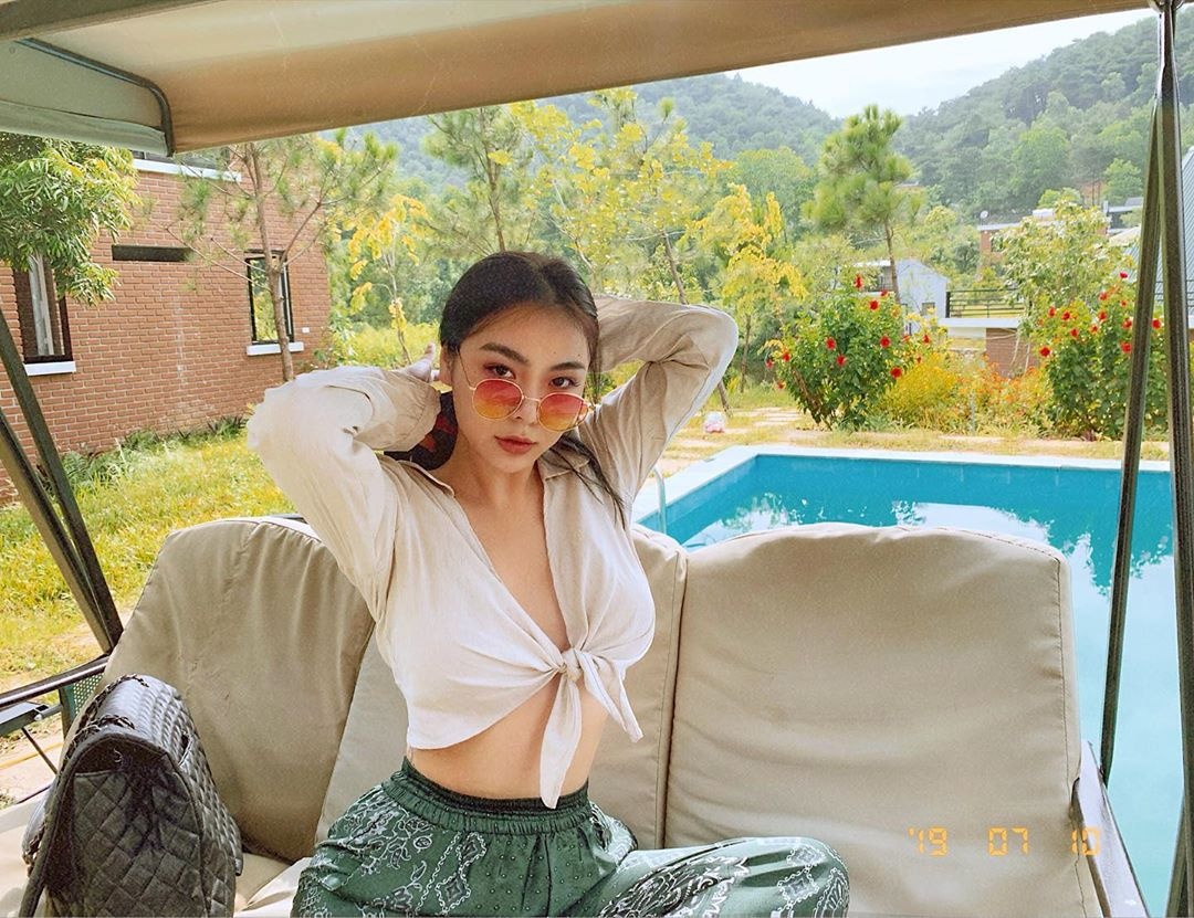 So thich du lich dat tien cua hoi con nha giau Viet hinh anh