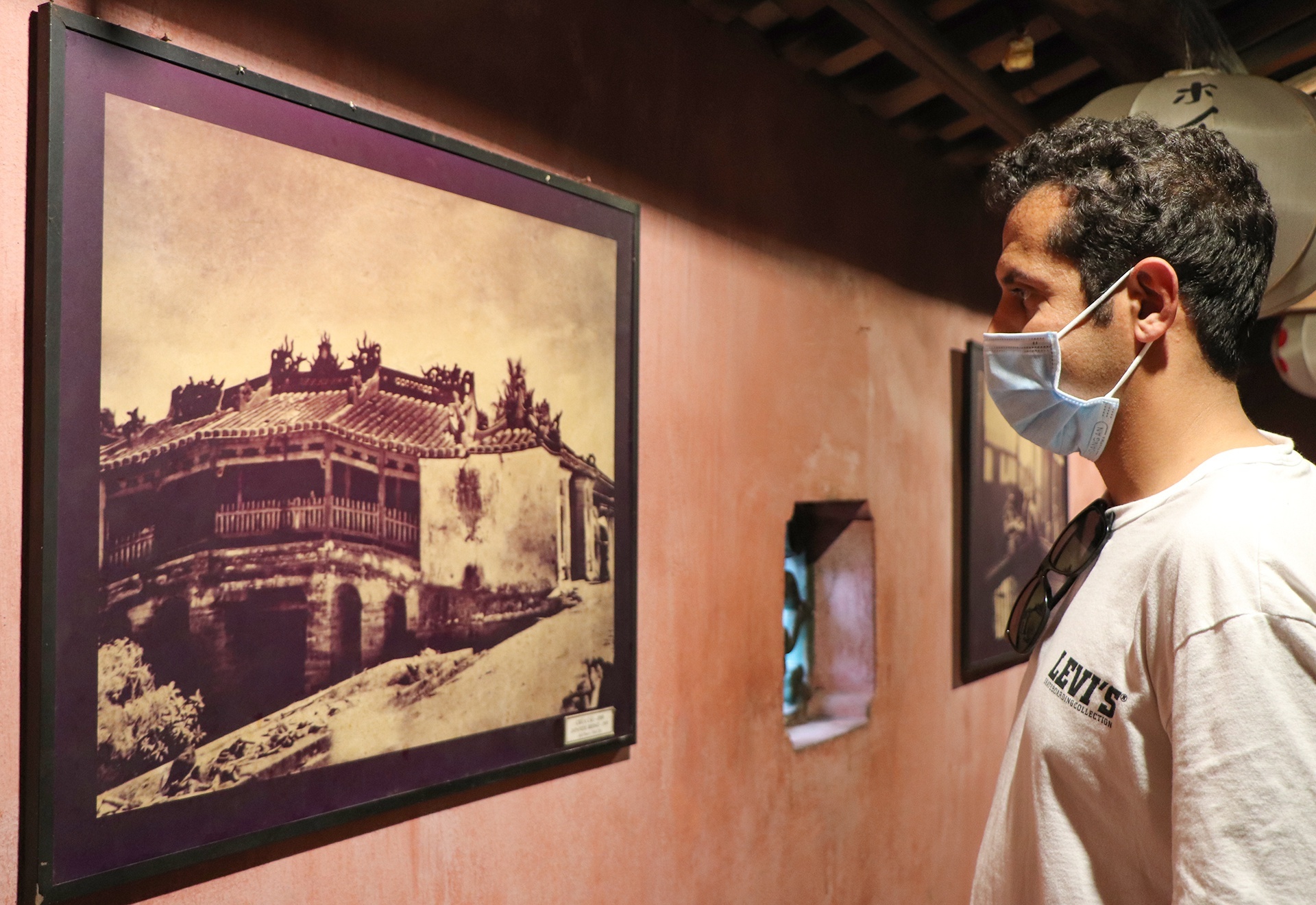 Hội An yêu cầu khách đeo khẩu trang  ảnh 1 Hoi An yeu cau khach deo khau trang anh 1