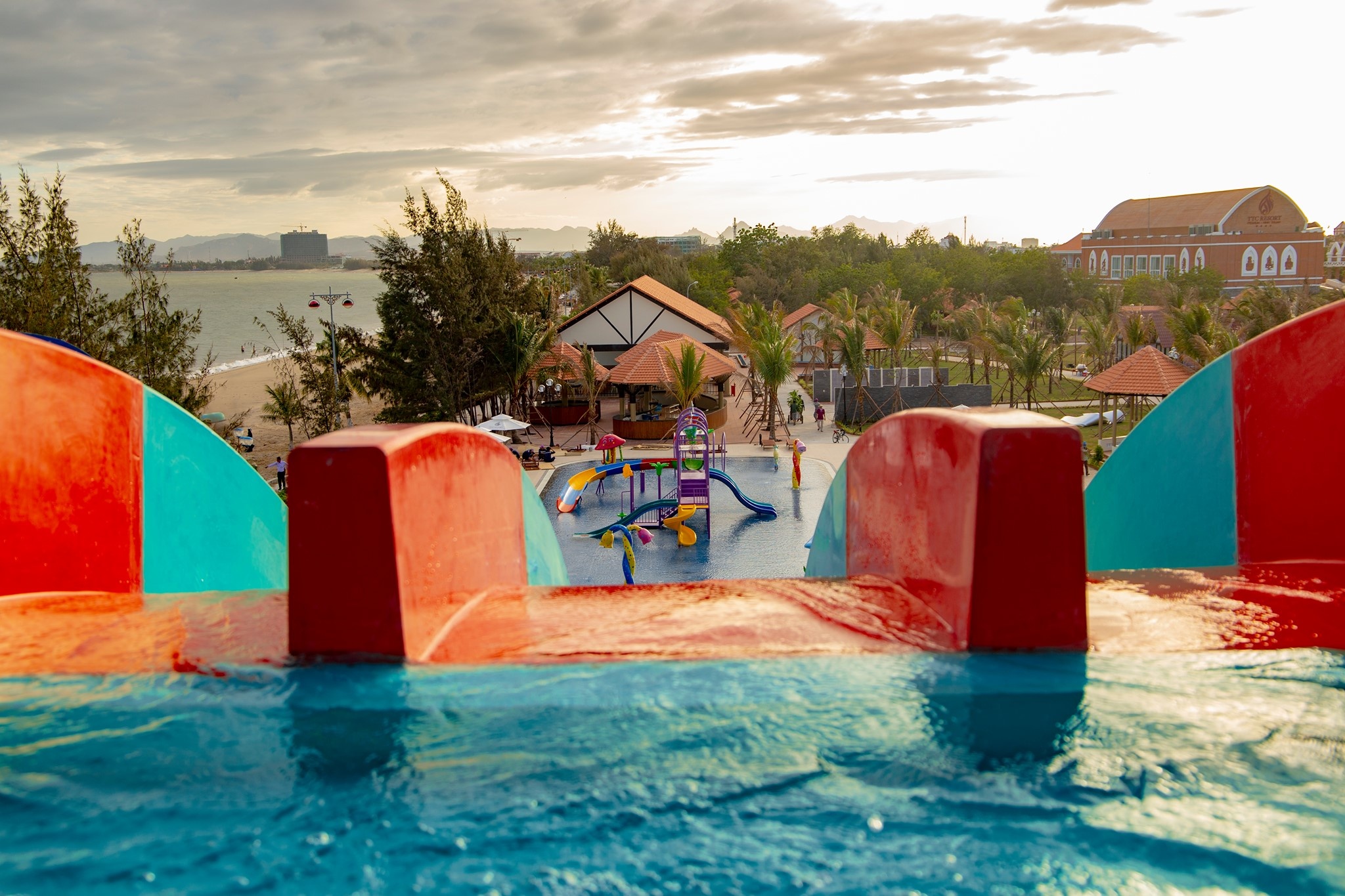 khach san thanh khu cach ly anh 3