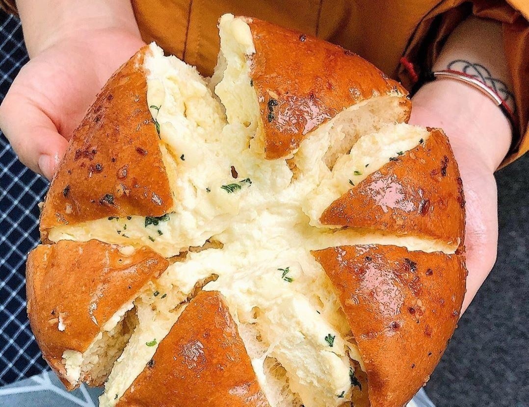 Cach lam banh mi bo toi pho mai Han Quoc hinh anh