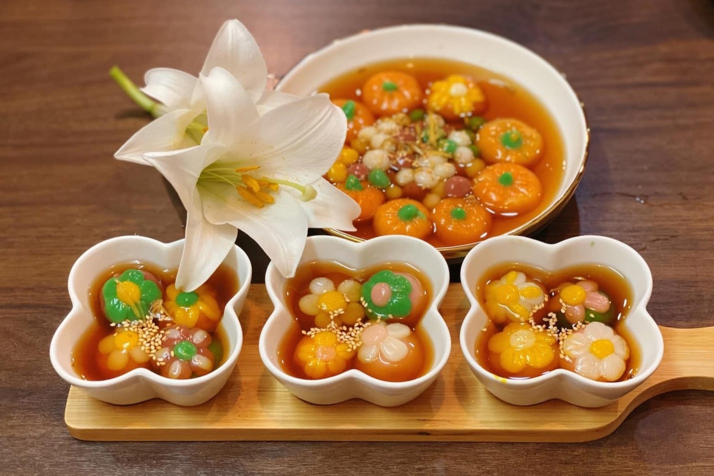 Dan mang khoe anh banh troi tu lam tai nha dip Tet Han thuc hinh anh