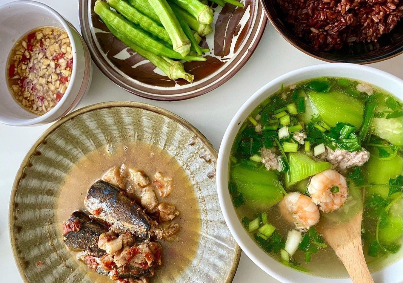 Toc Tien, Quynh Anh Shyn tro tai vao bep dip nghi dai ngay hinh anh