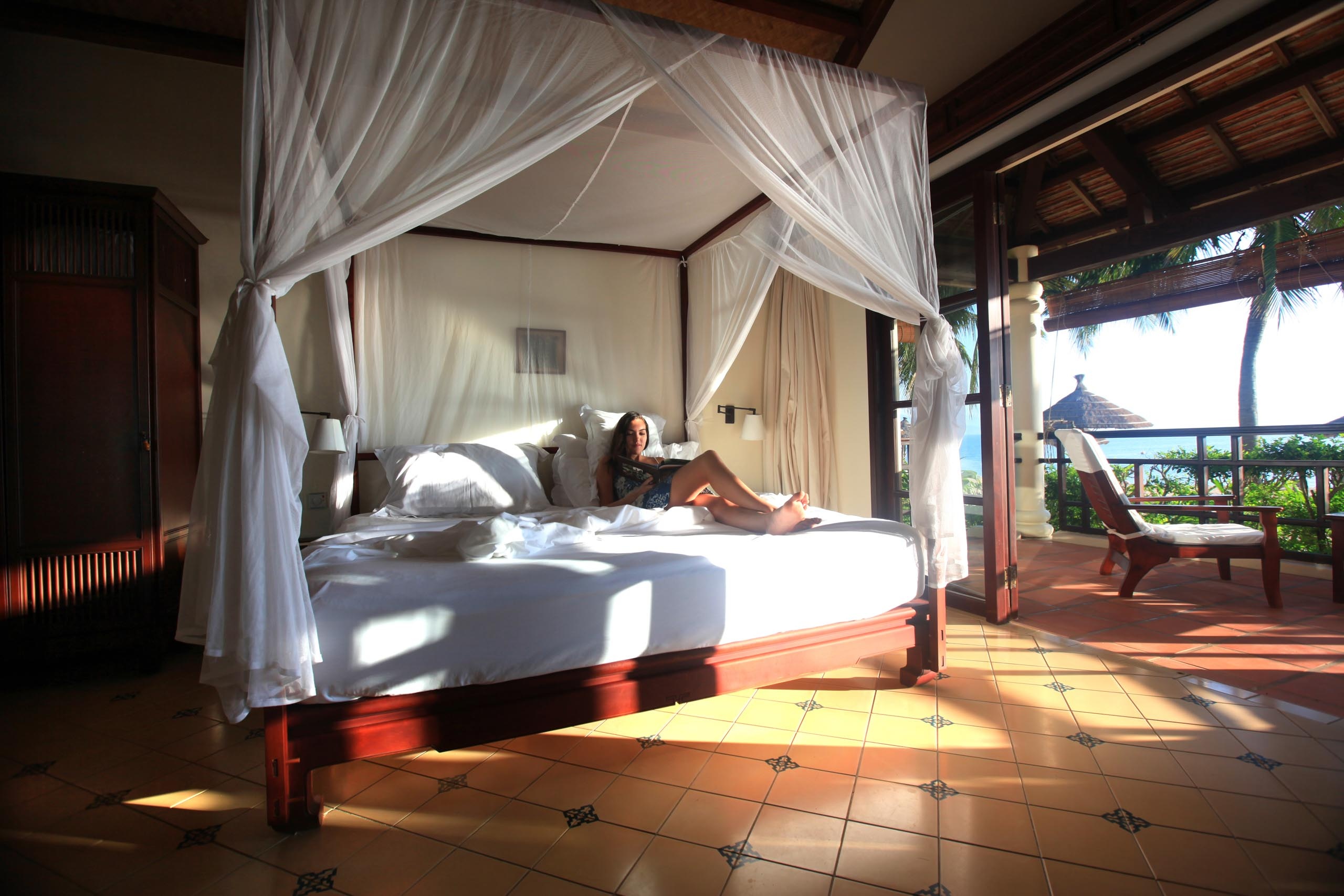 Resort Nha Trang hang sang 7 trieu dong/dem kin phong dat thang 7 hinh anh