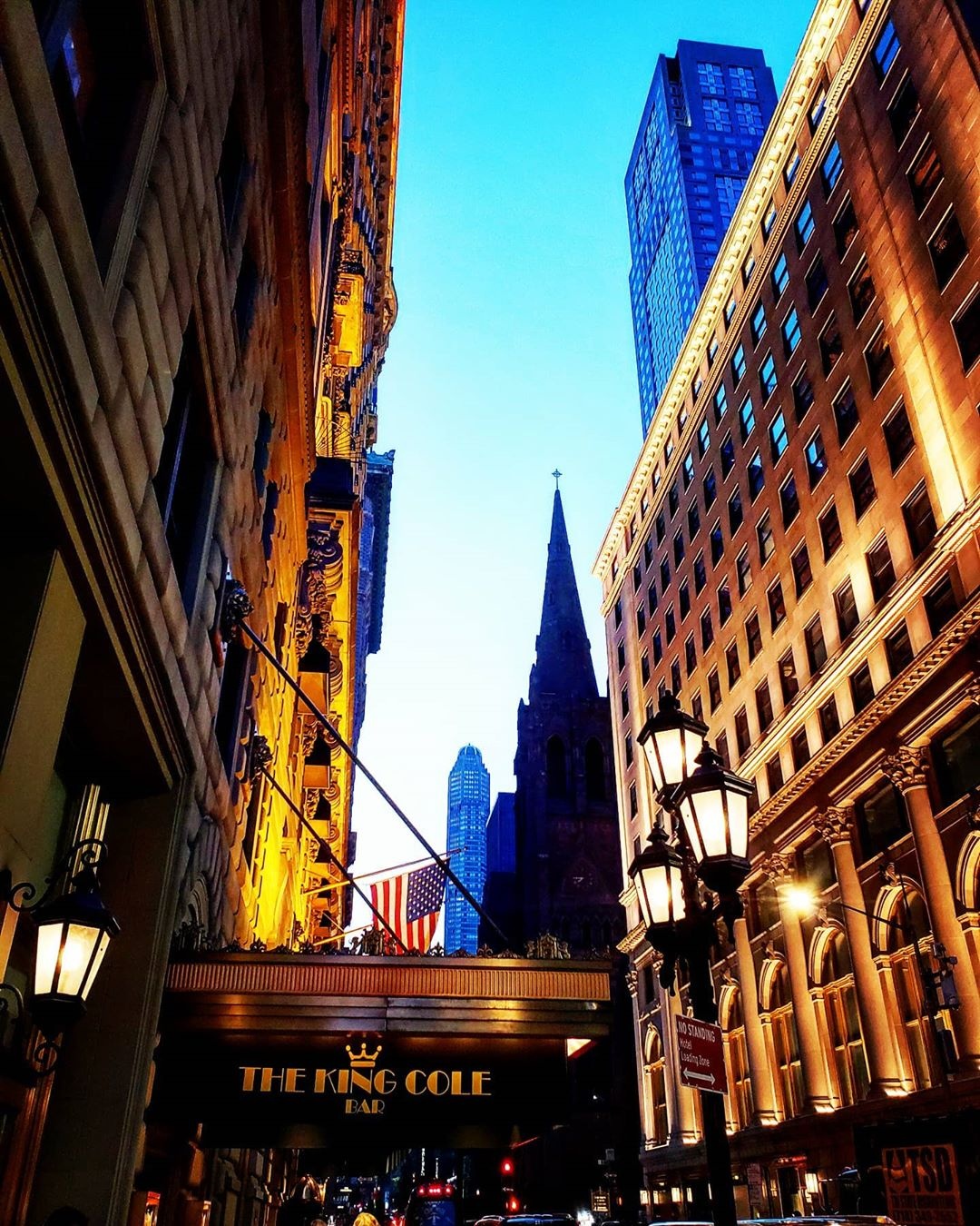 quan ca phe ven song anh 10