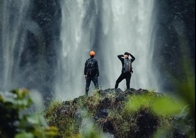 Vuot duong gian nan chiem nguong ngon thac dep bac nhat Viet Nam hinh anh