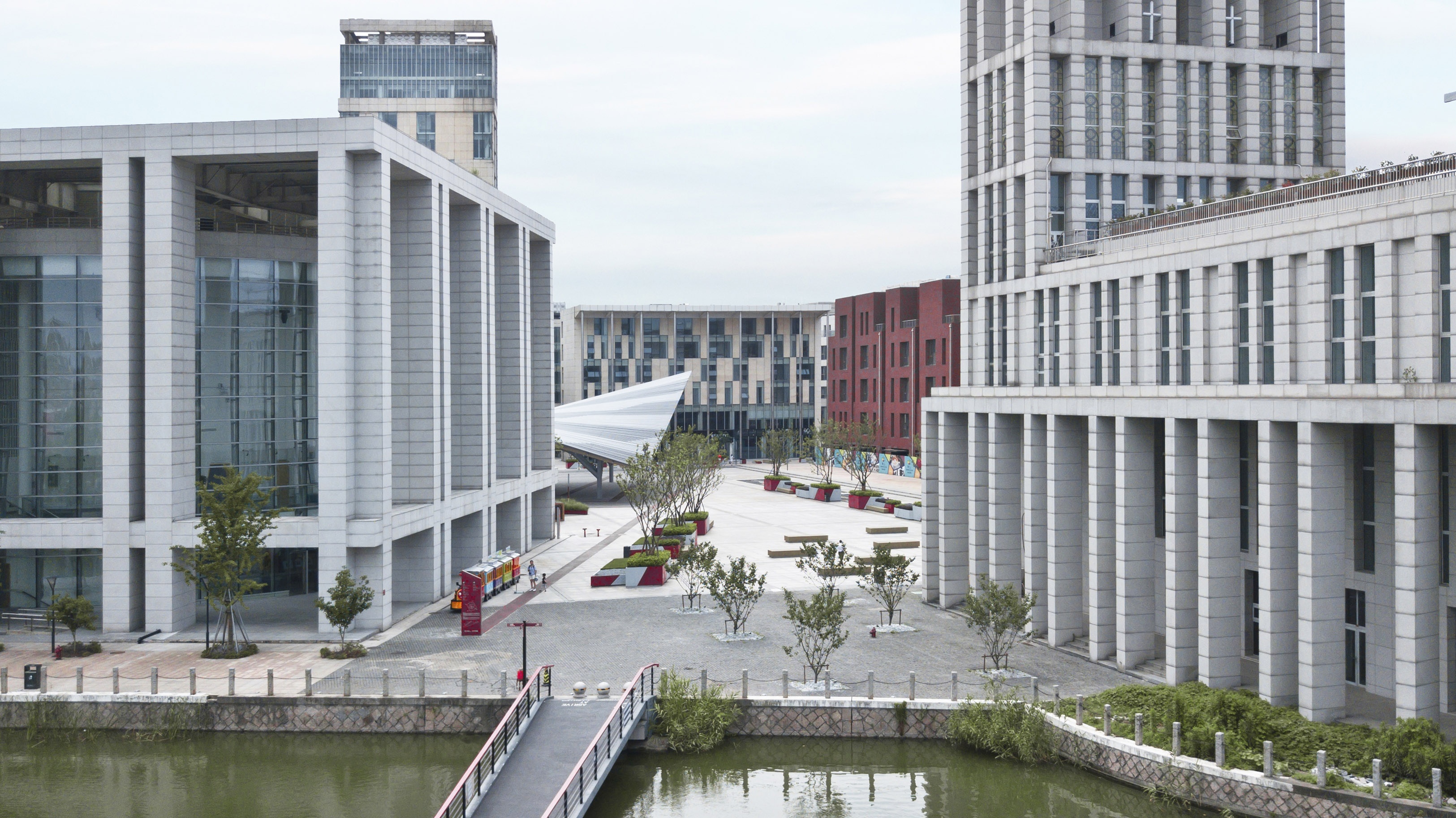 thanh pho bi dao nhai anh 7