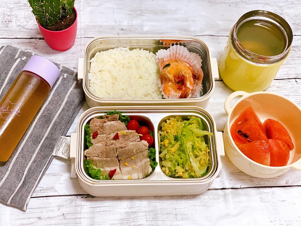 6 hop com nhanh, gon mang di lam cho nhung ngay tranh dich hinh anh