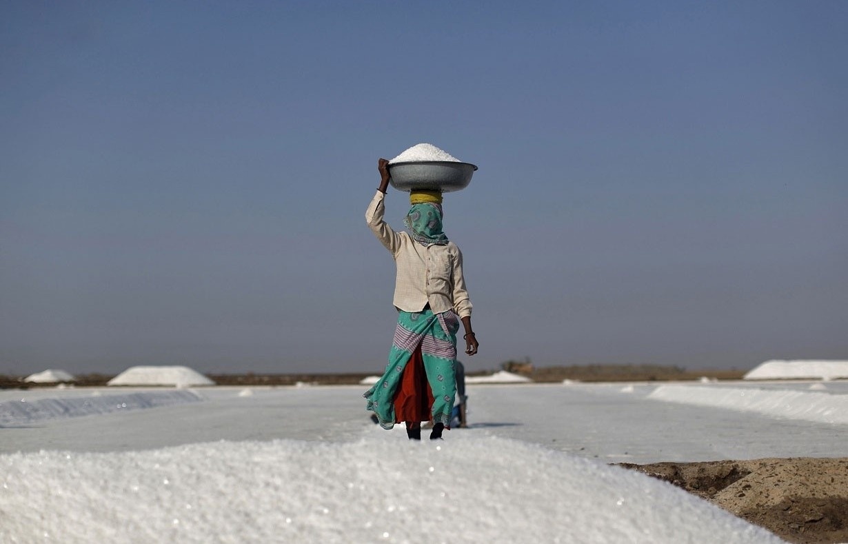 Cuoc song cua nhung diem dan tren chao muoi lon nhat the gioi hinh anh