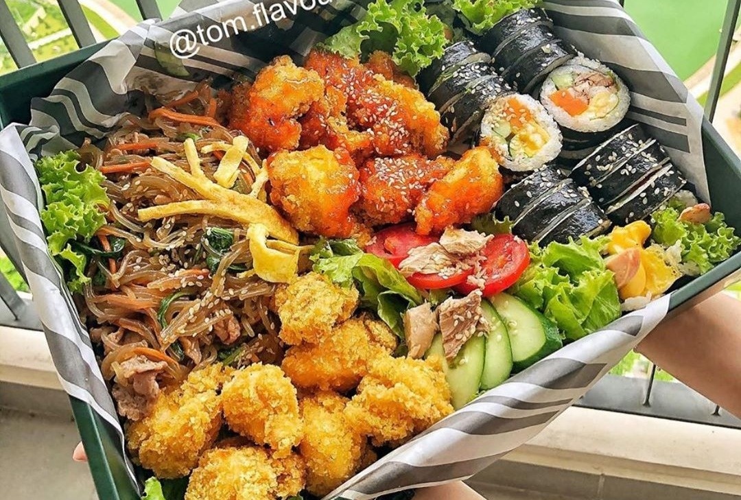 7 mon ngon nhan ship tai nha trong mua dich o Ha Noi hinh anh