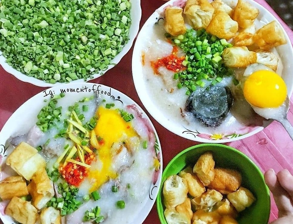 4 mon an khuya hut khach vao ngay mua o TP.HCM hinh anh