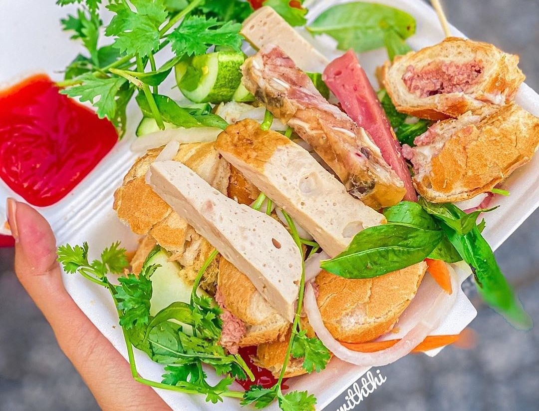 banh mi TP.HCM anh 6