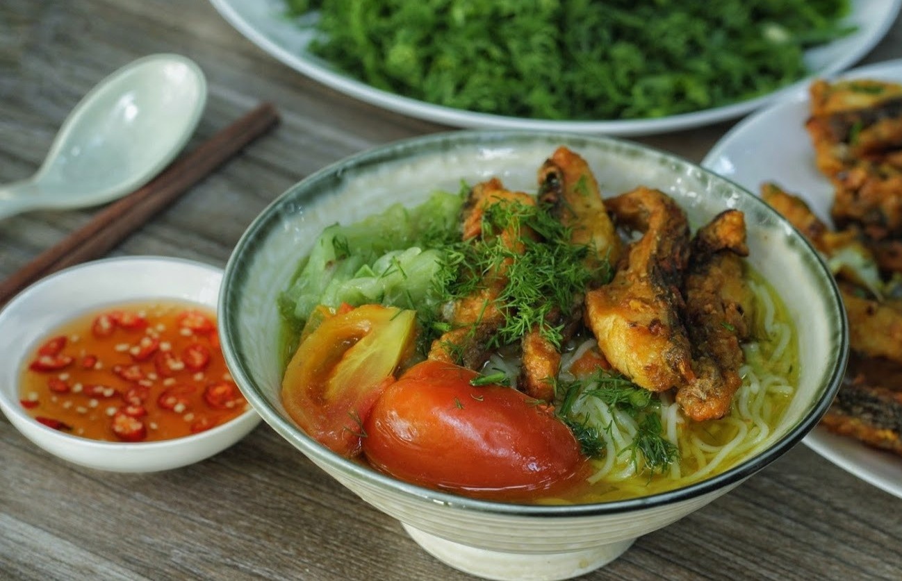 Cach lam bun ca ro doi vi cho bua toi hinh anh