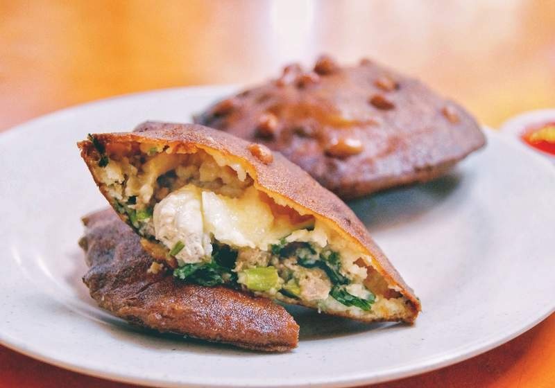 Banh hau noi tieng Singapore gom nhung gi? hinh anh