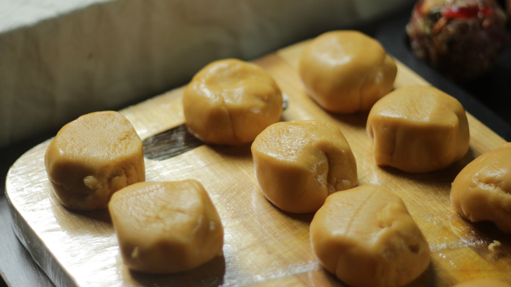 banh nuong thap cam anh 2