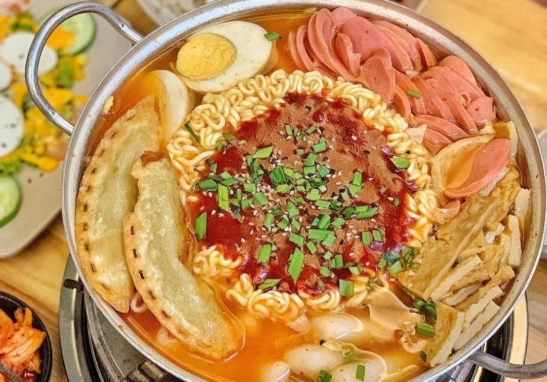 4 tiem do an Han Quoc nen thu o TP.HCM hinh anh