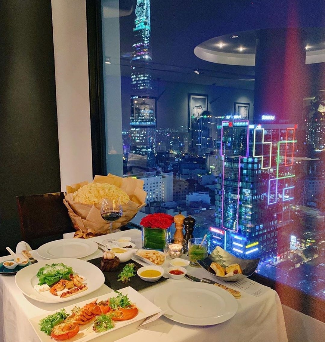 nha hang o TP.HCM anh 14