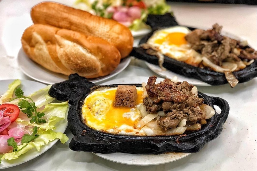 Tiem bo ne ngon cho bua toi o TP.HCM hinh anh