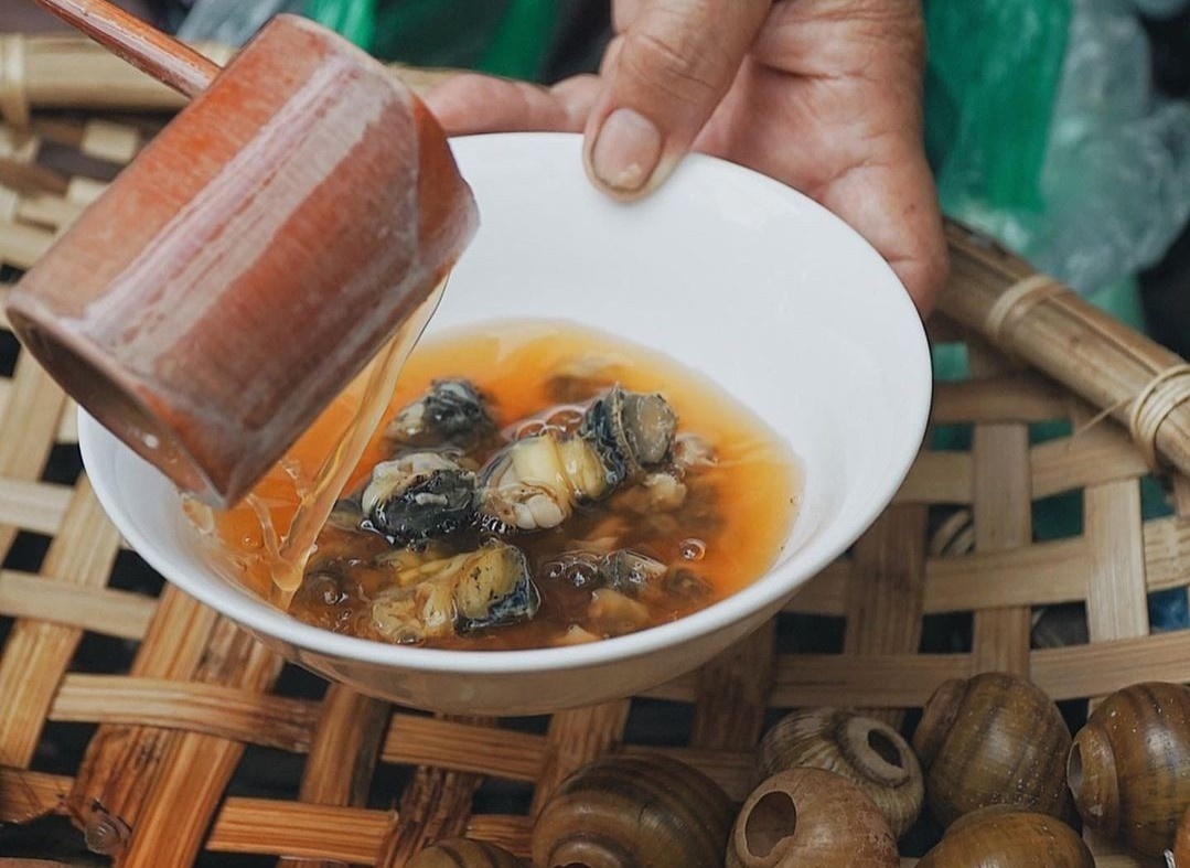 An bun oc nguoi ngon o Ha Noi hinh anh
