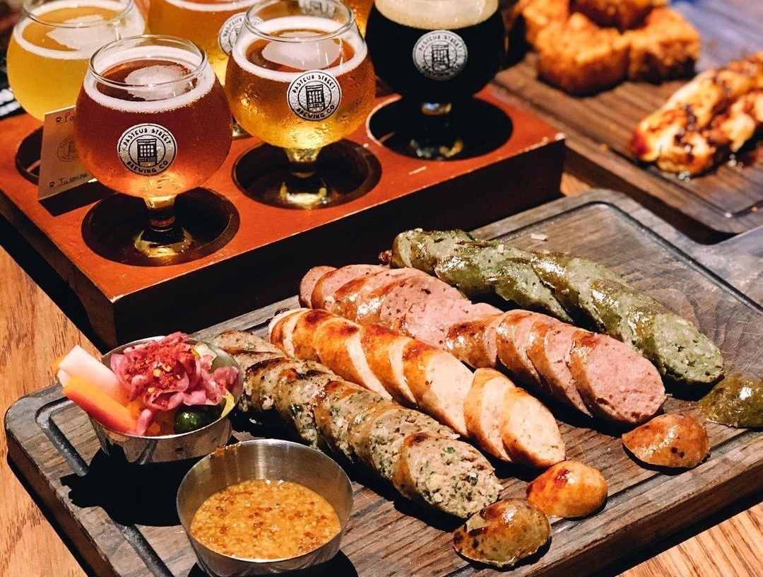 Dia diem an uong sau gio lam o TP.HCM hinh anh