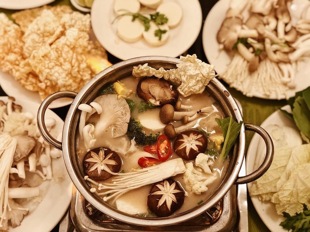 Dia chi thuong thuc lau nam o TP.HCM hinh anh