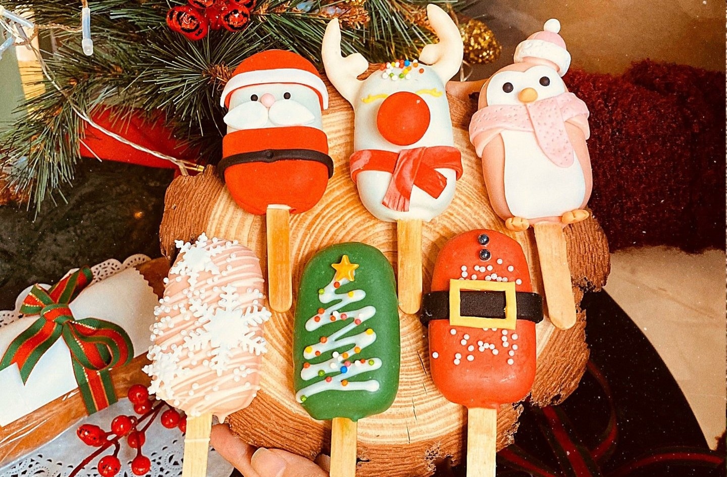 Noi ban banh Giang sinh dep o TP.HCM hinh anh