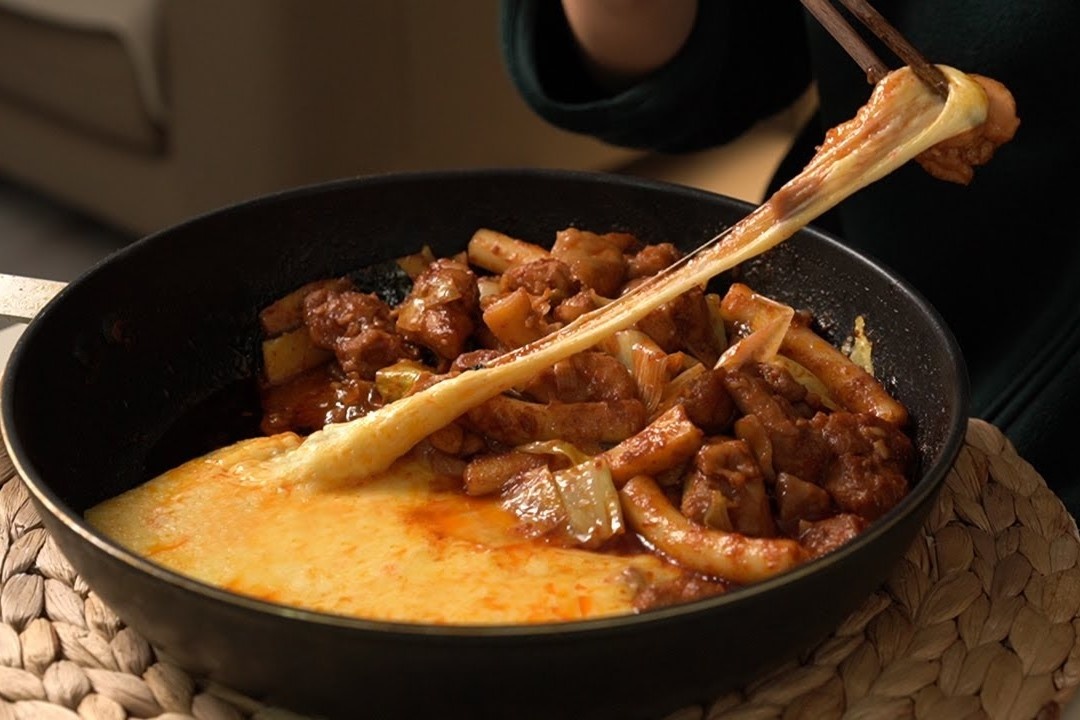 Cong thuc lam ga xao pho mai chuan Han Quoc hinh anh