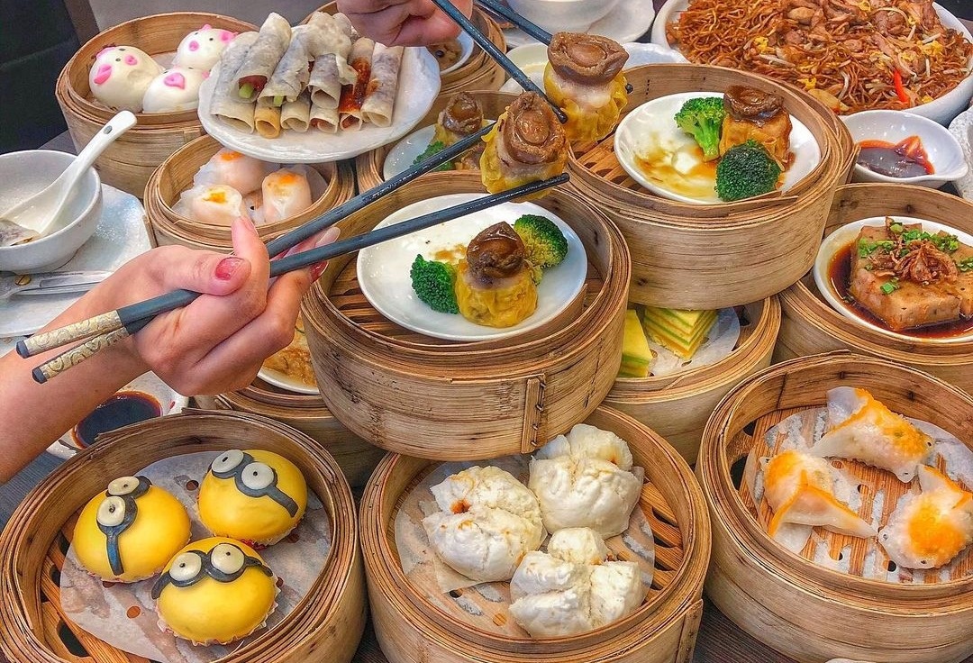 4 tiem diem tam kieu Hoa o TP.HCM hinh anh