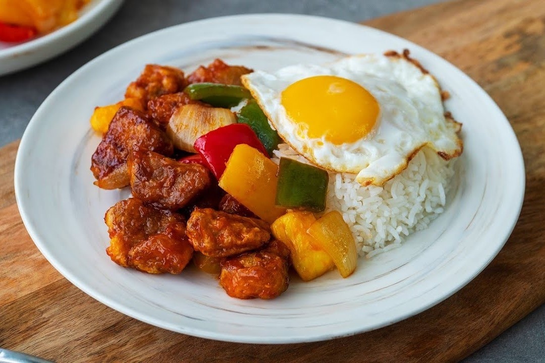 Cach lam thit lon chua ngot bang noi chien khong dau hinh anh