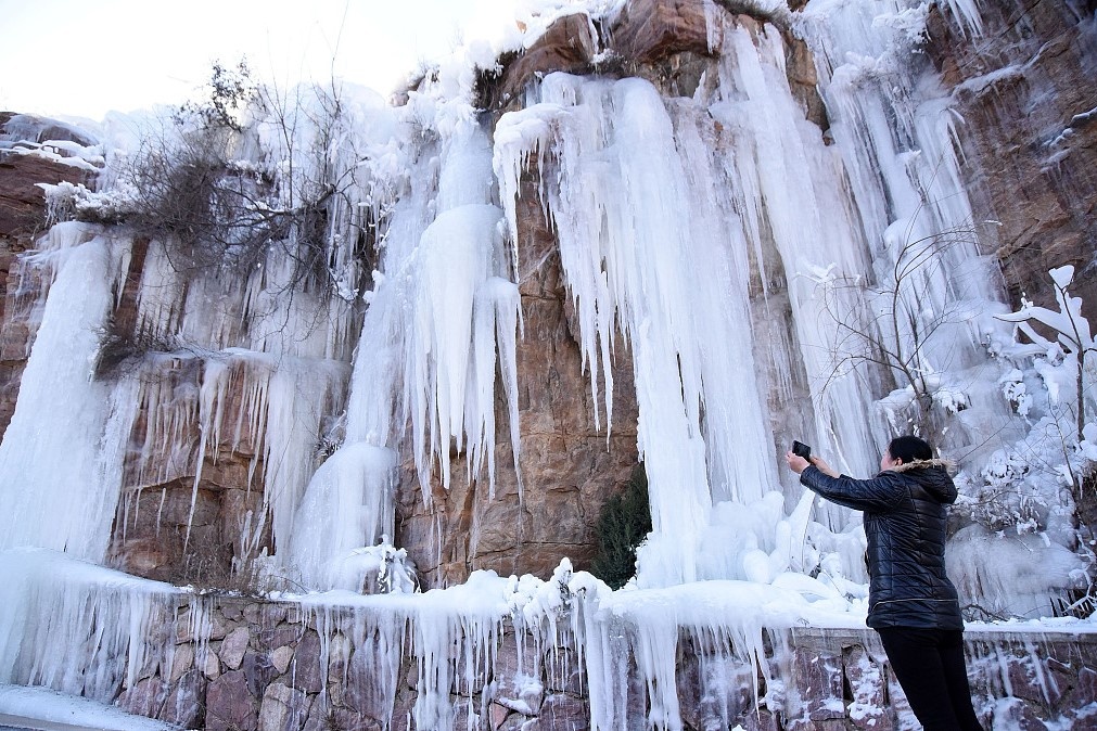 Khung canh bang tuyet sau tran bao lon o Trung Quoc hinh anh