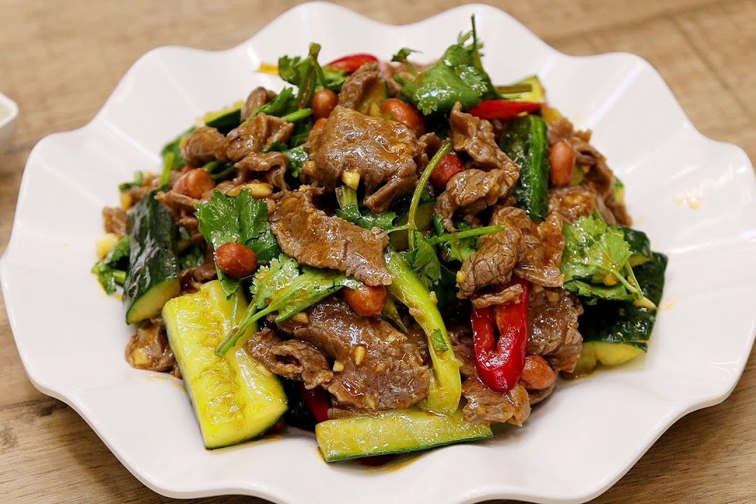 Mon bo tron xi dau toi ot dua com hinh anh