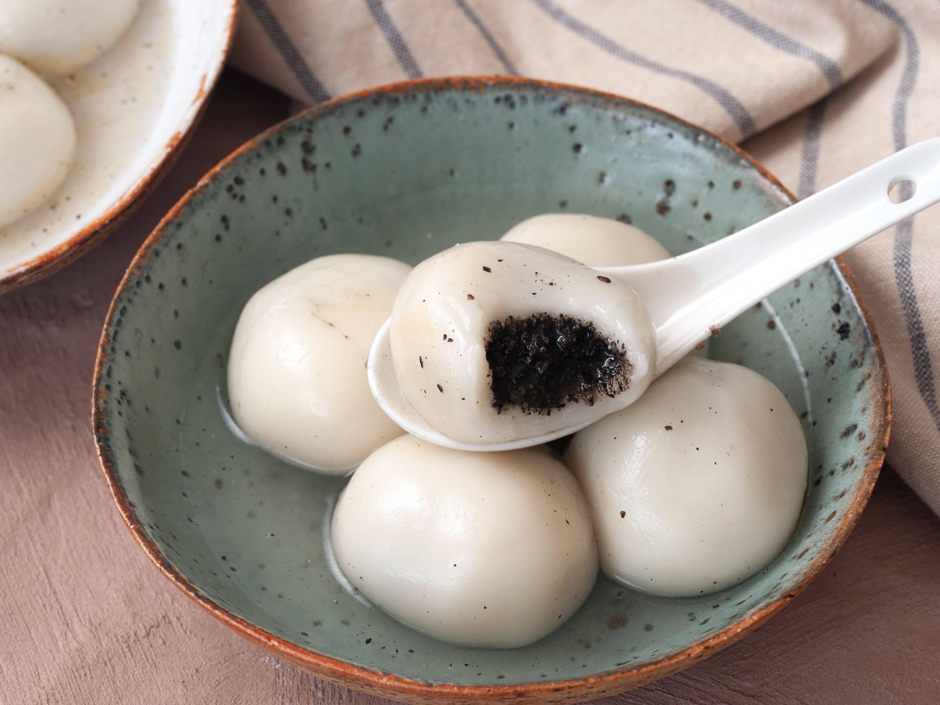 Mon an truyen thong vao dip ram thang Gieng o Trung Quoc hinh anh