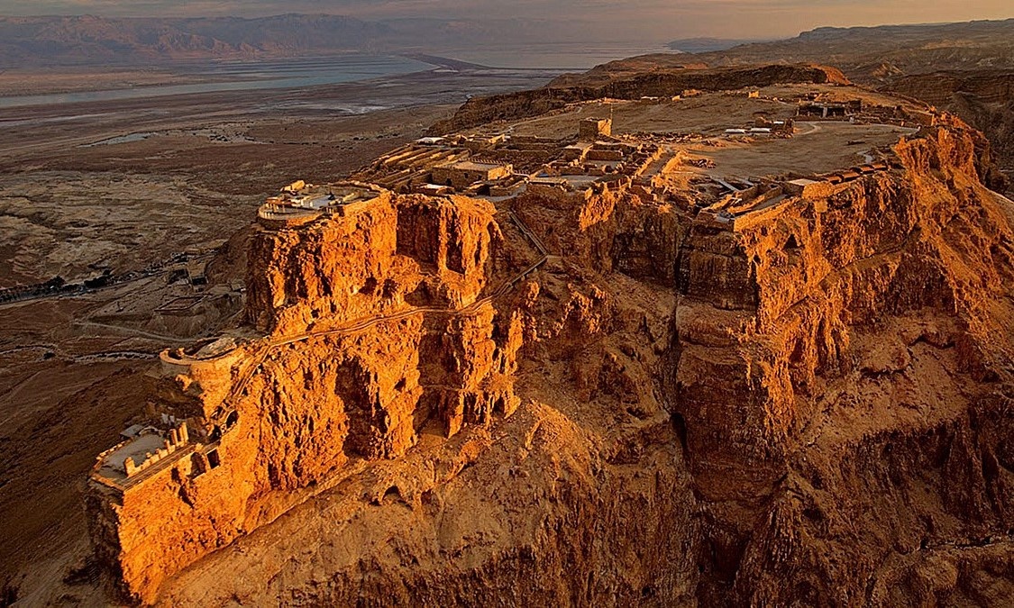 Phao dai co bat kha xam pham nam canh Bien Chet hinh anh