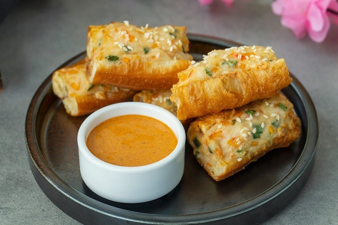 Cach lam quay nhoi hai san bang noi chien khong dau hinh anh