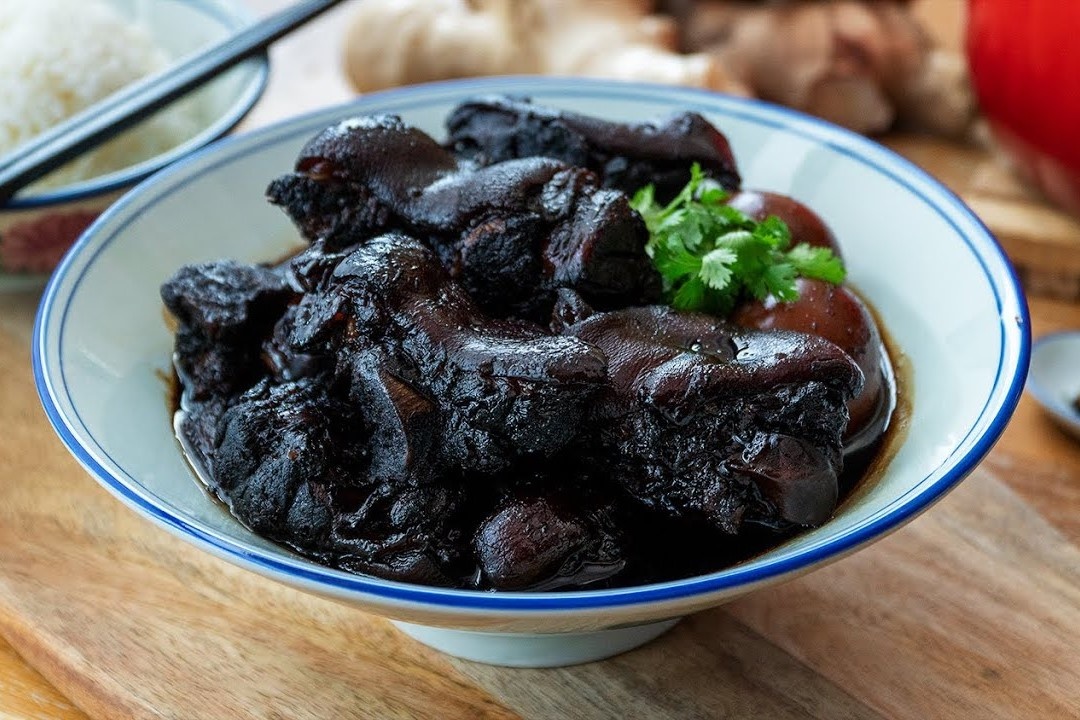 Cach lam gio heo ham giam den thit mem hinh anh