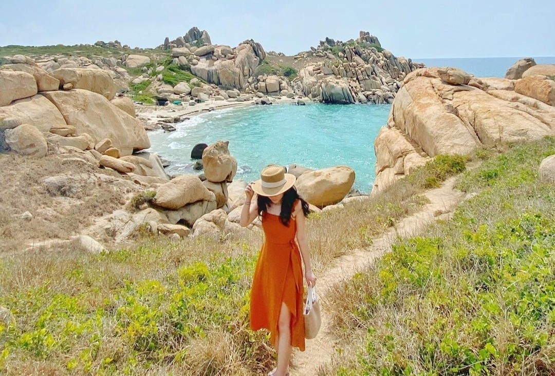 3 hon dao hoang so gan TP.HCM hinh anh