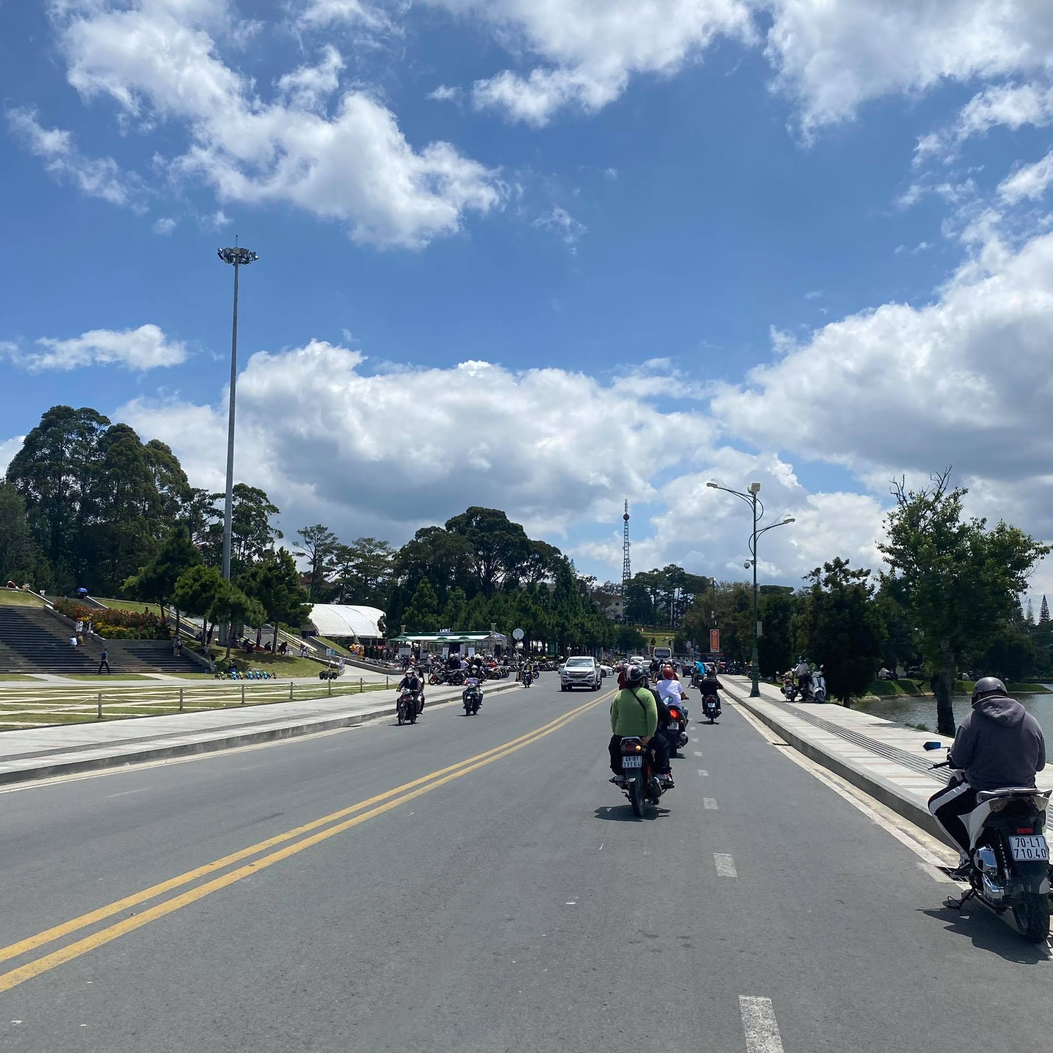 trung tam Da Lat vang ve anh 1