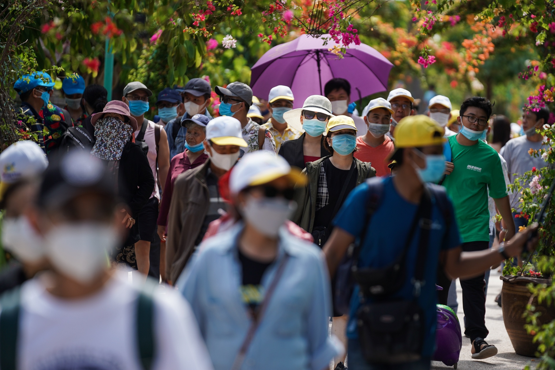 Xep hang len cap treo anh 9