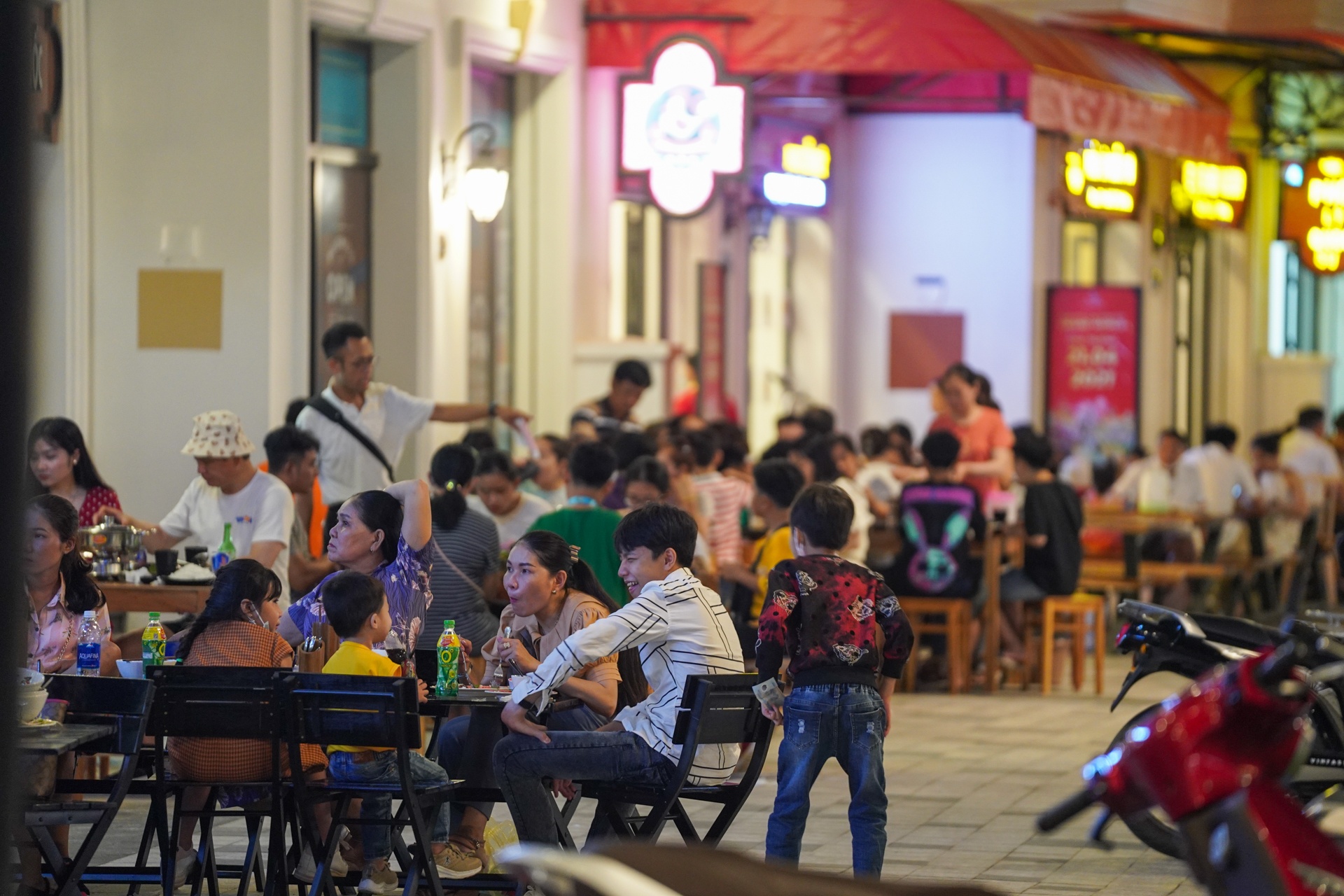 khu phố đêm Phú Quốc ảnh 7 khu pho dem Phu Quoc anh 7